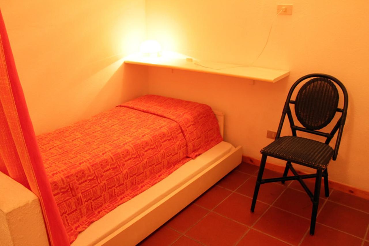 Residence Portolaconia Appartamenti Cannigione Habitación foto